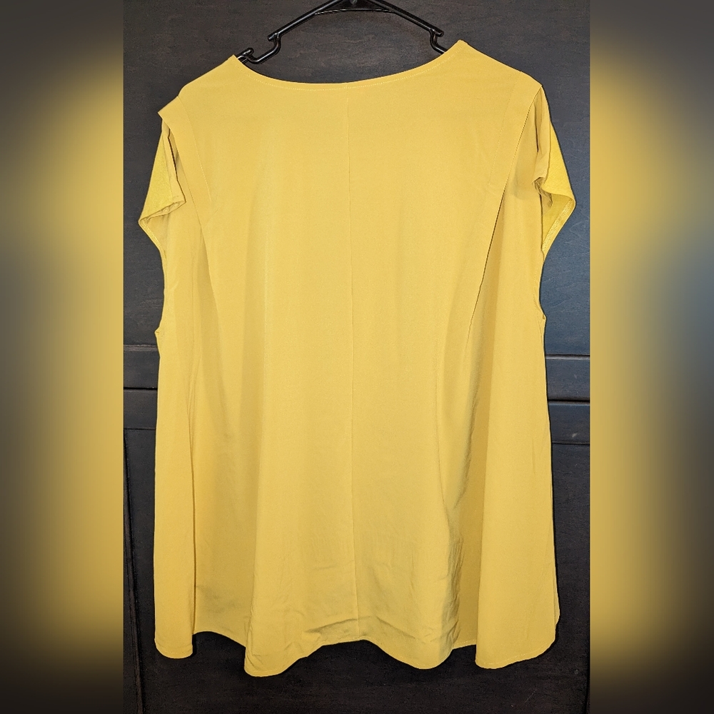 Joe Fresh+ Cap Sleeve Mix Media Top Size 1X - Picture 2 of 4